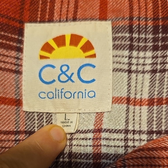 C&C California Red and White Plaid Casual Shirt - Picture 2 of 4